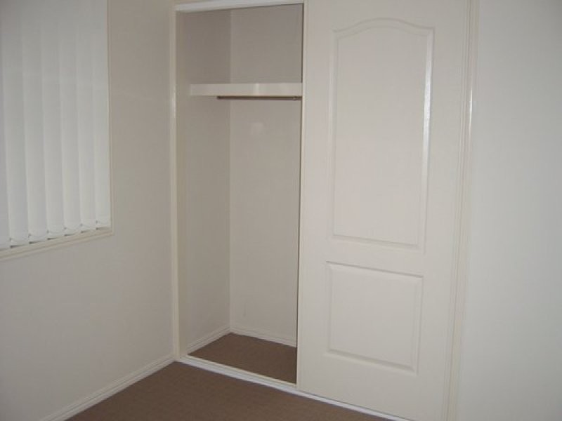 8 Broadhurst Drive, Gracemere QLD 4702