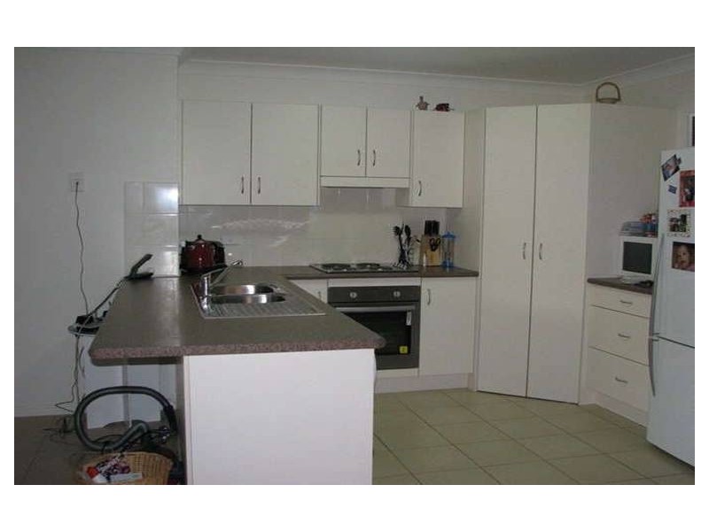 11 Isabel Court, Gracemere QLD 4702
