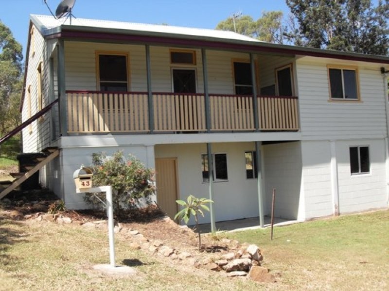 43 East Street Extended, Mount Morgan QLD 4714