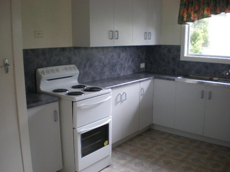 22 Harriette Street, Park Avenue QLD 4701