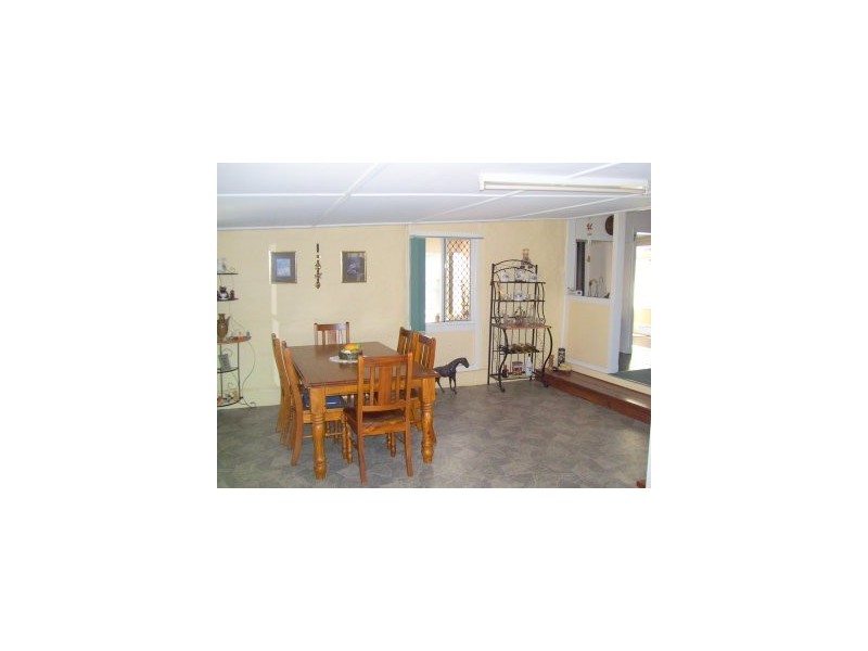 28 West Street, Mount Morgan QLD 4714