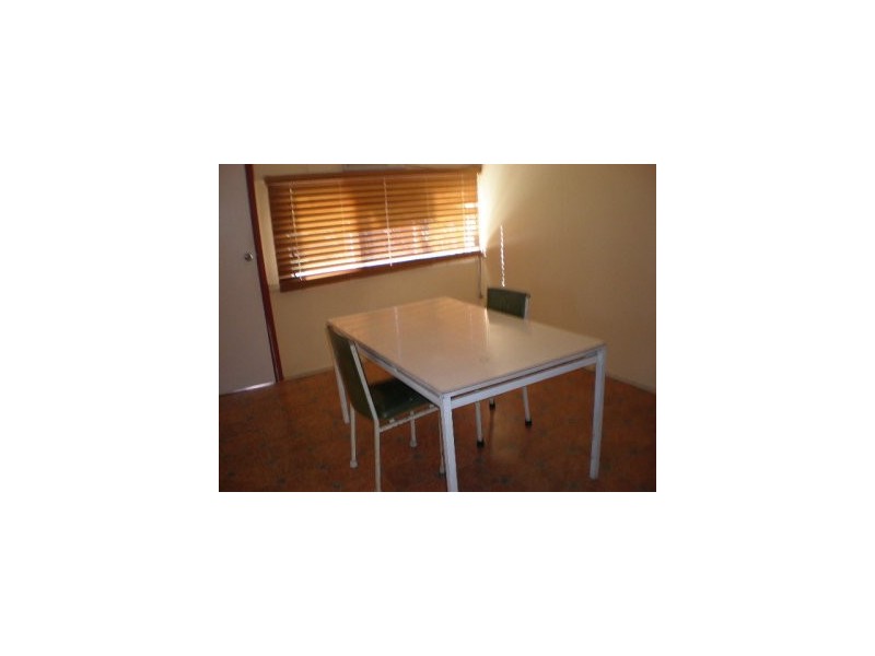 2 Glenmore Road, Kawana QLD 4701