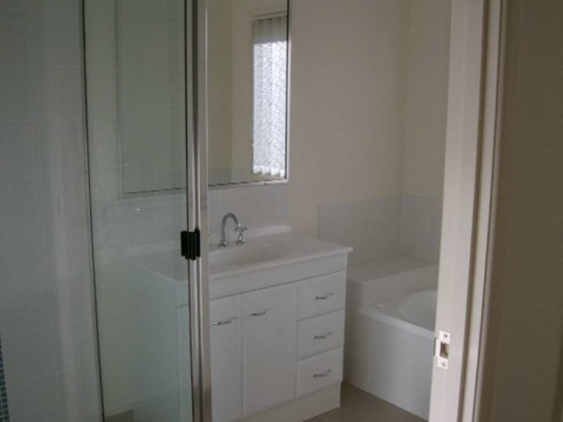 46 James Street, Gracemere QLD 4702