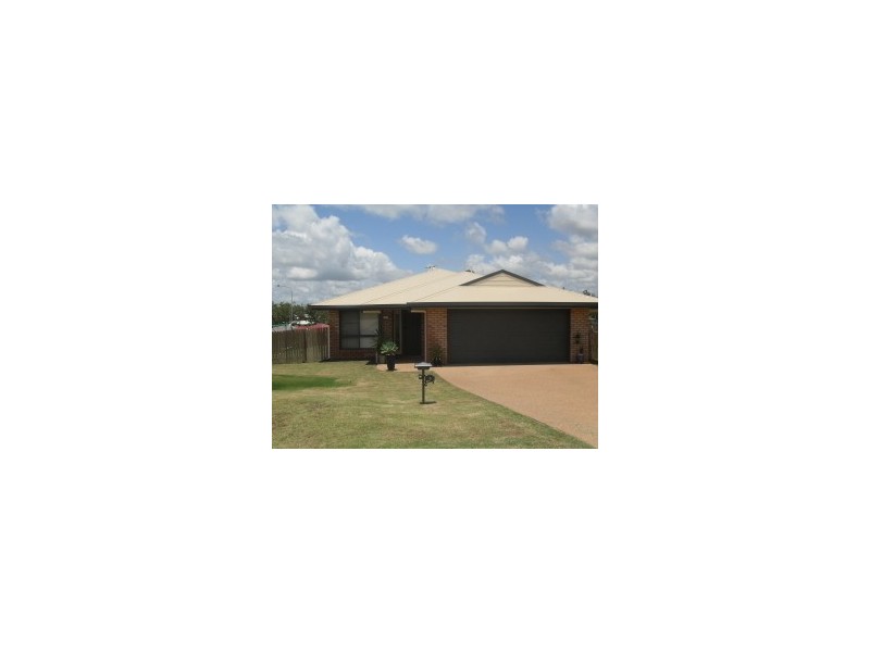6 Webster Street, Gracemere QLD 4702