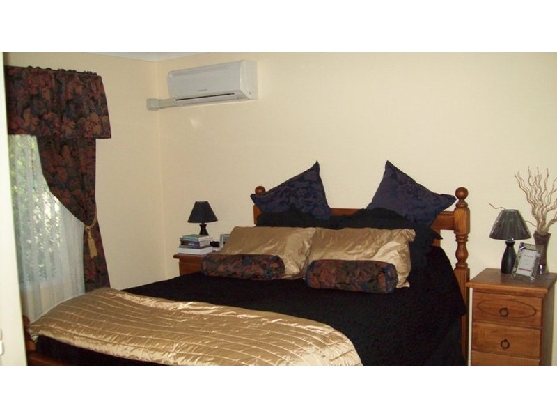 9 Anna Street, Gracemere QLD 4702