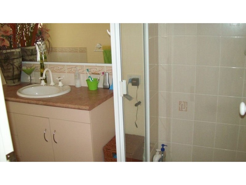 9 Anna Street, Gracemere QLD 4702