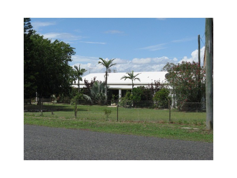 24 Hewill Dr, Gracemere QLD 4702