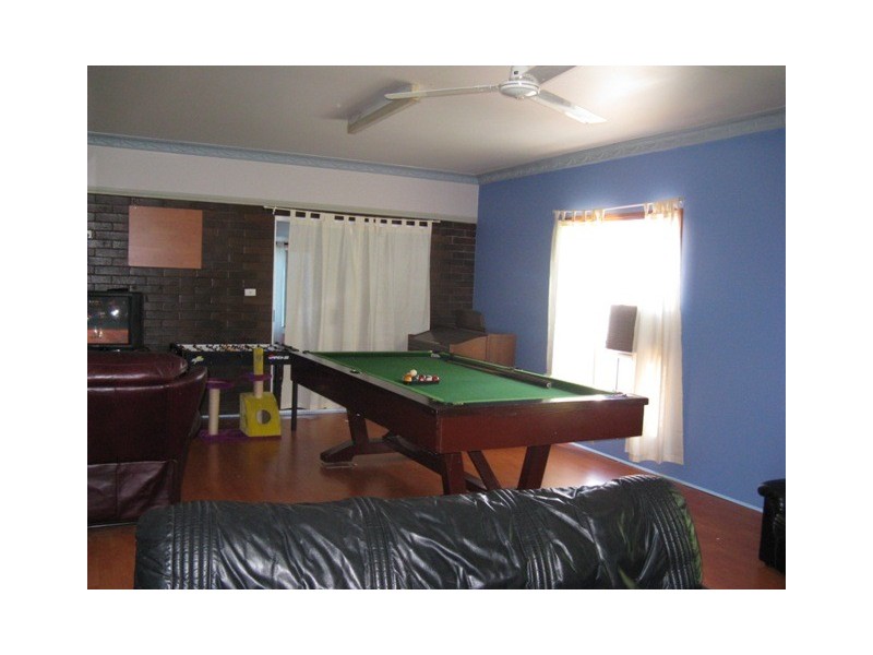 24 Hewill Dr, Gracemere QLD 4702