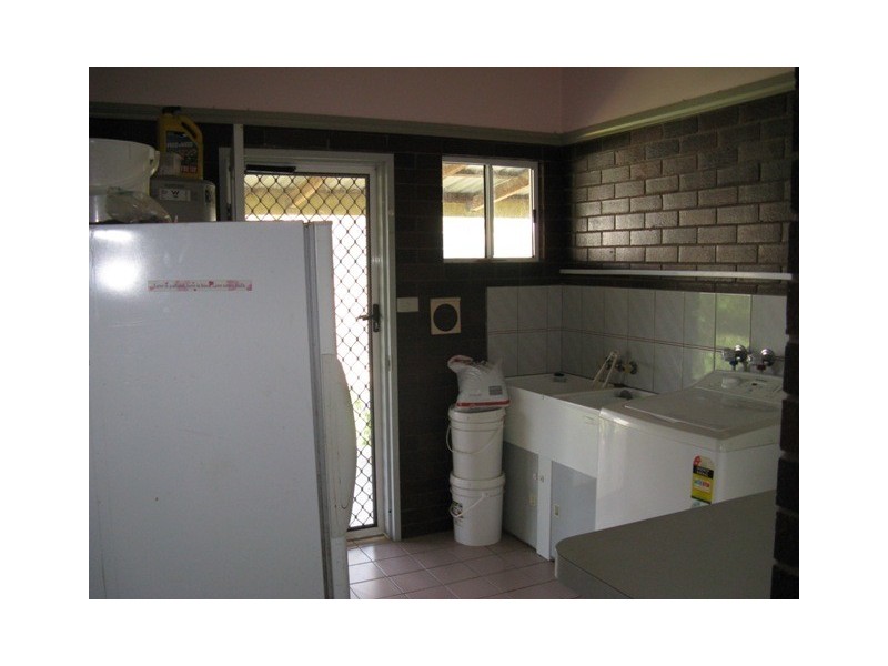 24 Hewill Dr, Gracemere QLD 4702