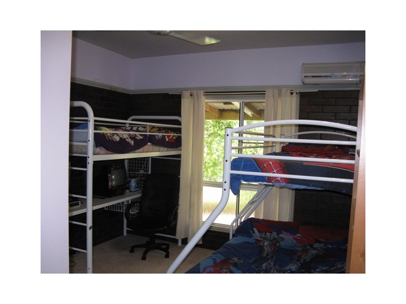 24 Hewill Dr, Gracemere QLD 4702