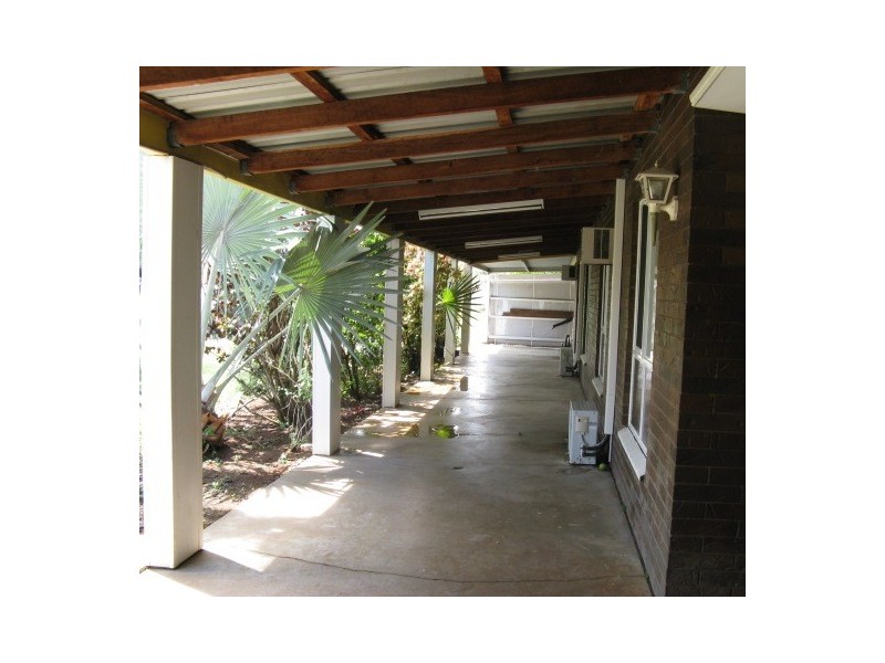 24 Hewill Dr, Gracemere QLD 4702