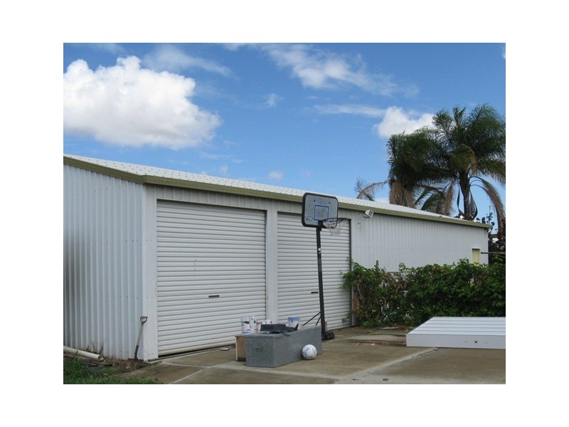 24 Hewill Dr, Gracemere QLD 4702