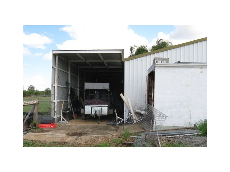 24 Hewill Dr, Gracemere QLD 4702