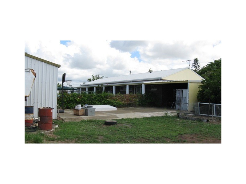 24 Hewill Dr, Gracemere QLD 4702