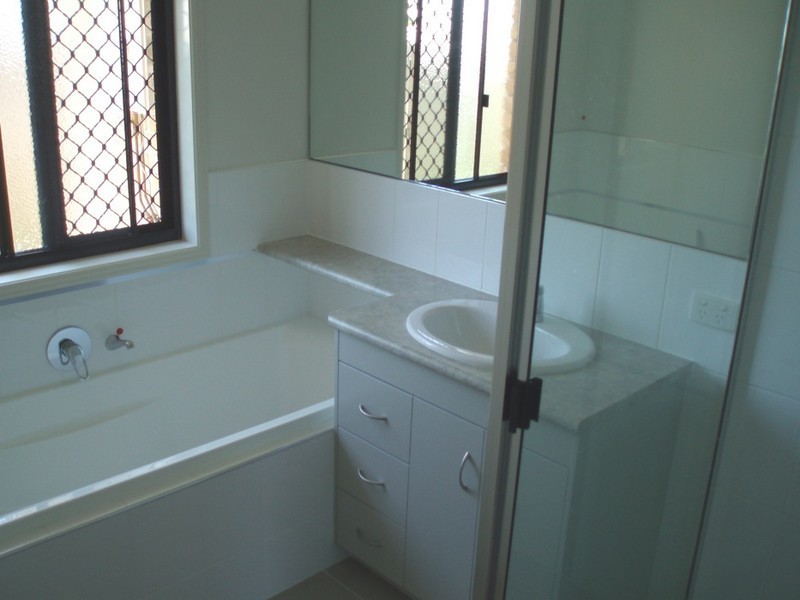 18 Koolamarra Drive, Gracemere QLD 4702