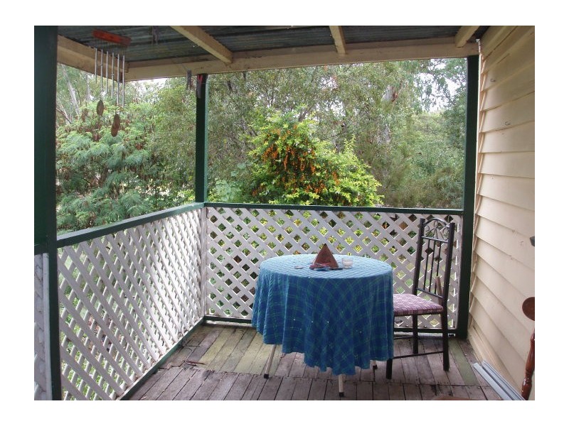160 East Street, Mount Morgan QLD 4714