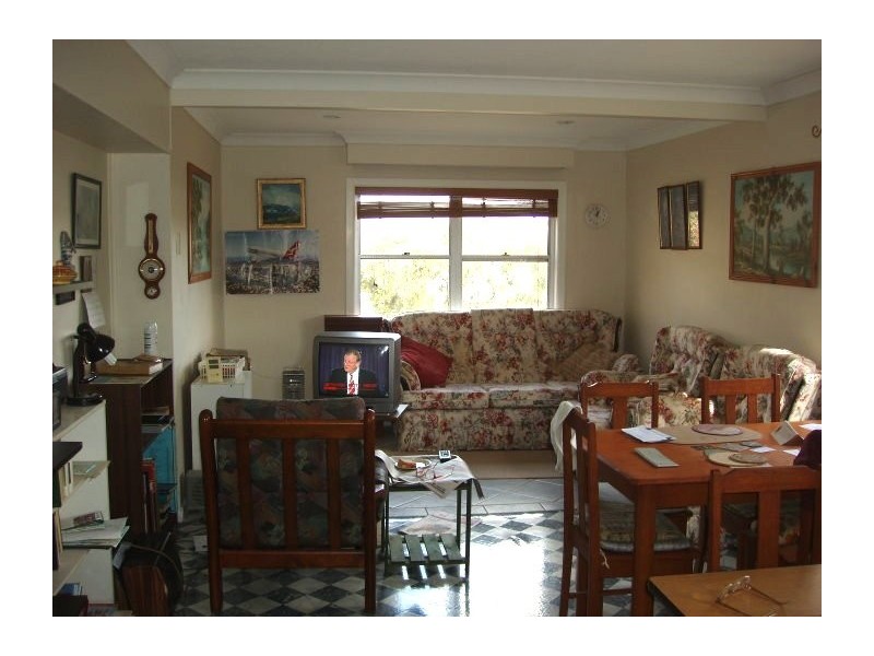 1 Richards Street, Mount Morgan QLD 4714