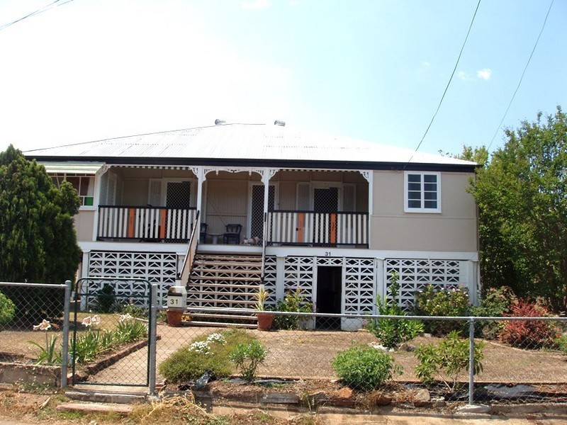31 Coates Street, Mount Morgan QLD 4714