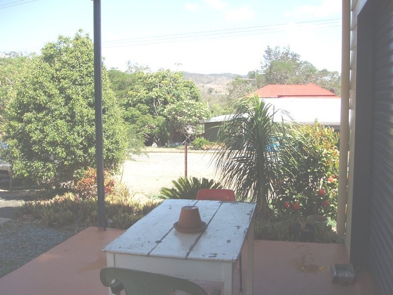 40 Central Street, Mount Morgan QLD 4714