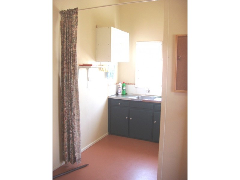 40 Central Street, Mount Morgan QLD 4714