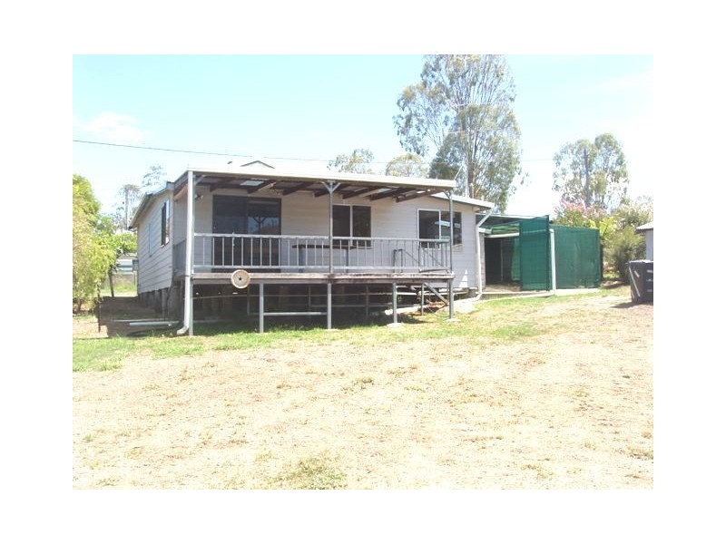 4 Queen St, Mount Morgan QLD 4714
