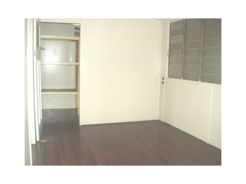 4 Queen St, Mount Morgan QLD 4714