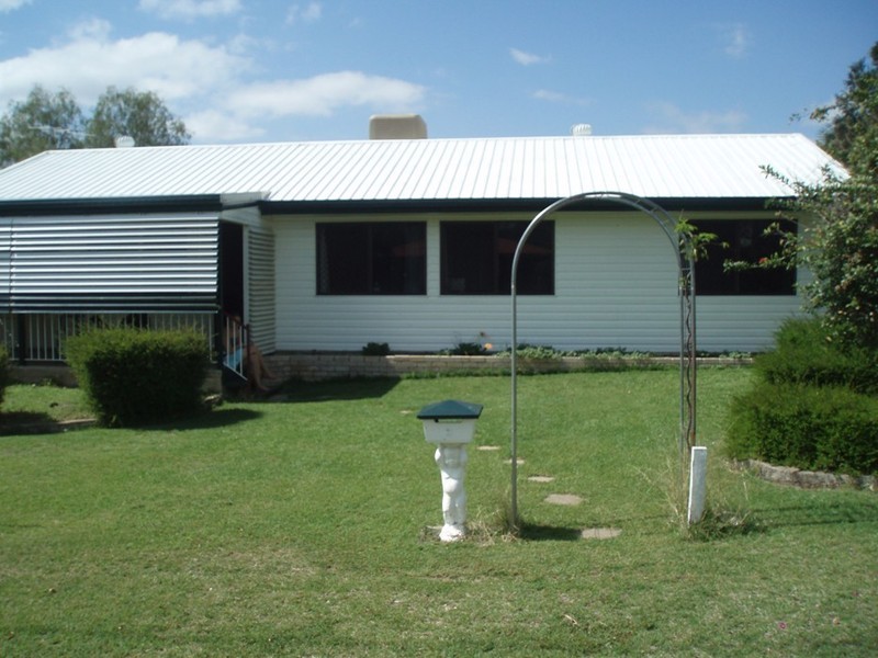 3 Thora Street, Gracemere QLD 4702