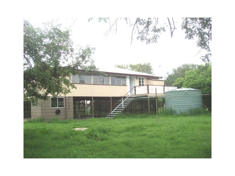 5  Leichhardt Hwy, Wowan QLD 4702