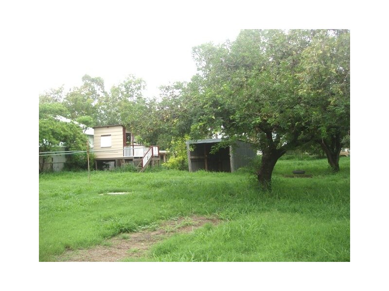 5  Leichhardt Hwy, Wowan QLD 4702