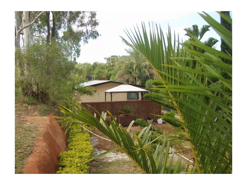 1 West Street, Mount Morgan QLD 4714