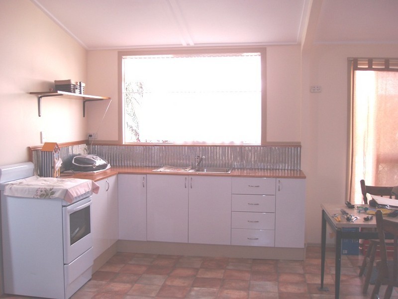 1 West Street, Mount Morgan QLD 4714