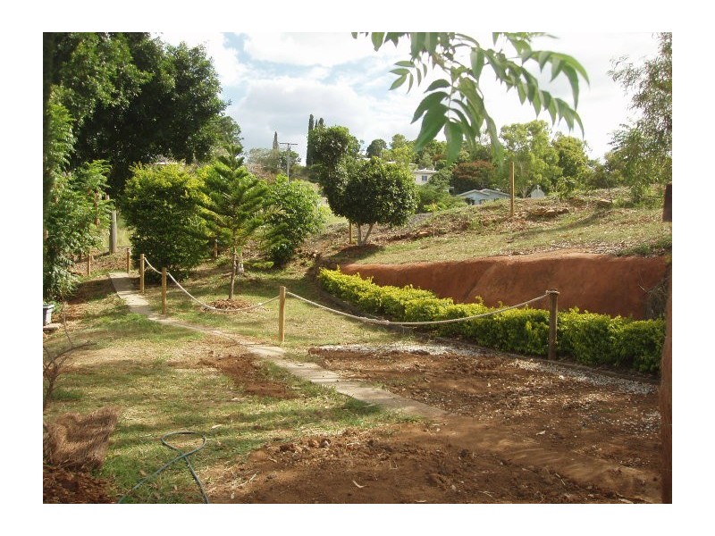 1 West Street, Mount Morgan QLD 4714