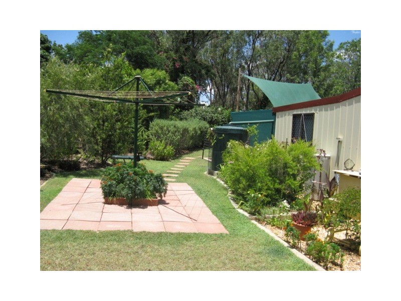 9 Alice Street, Duaringa QLD 4712