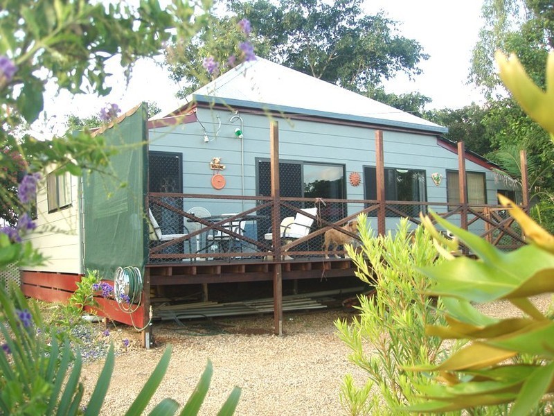 5 Coronation Dr, Mount Morgan QLD 4714