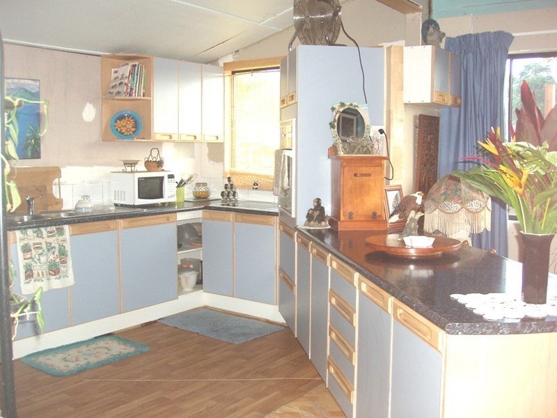 5 Coronation Dr, Mount Morgan QLD 4714