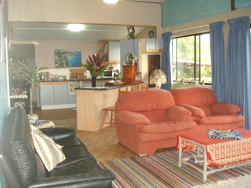 5 Coronation Dr, Mount Morgan QLD 4714