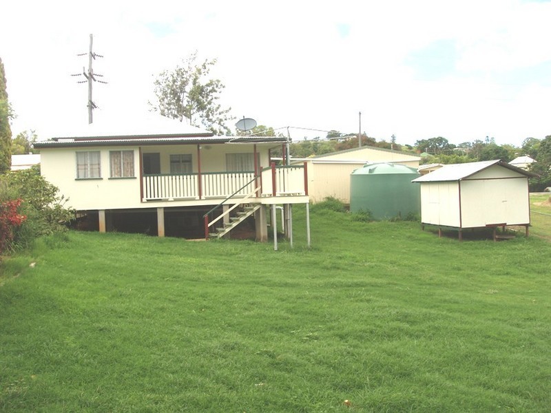 25  Gordon St, Mount Morgan QLD 4714
