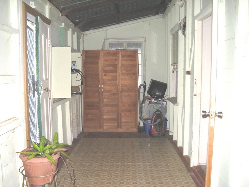 30 Jeannie St, Mount Morgan QLD 4714