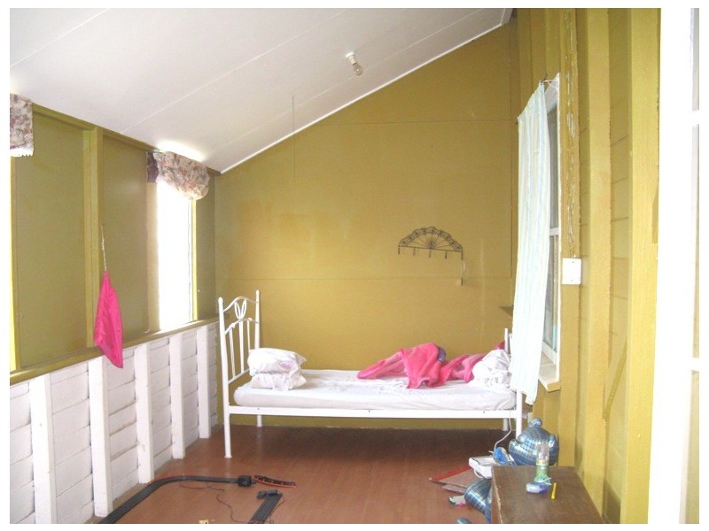 29 Coates St, Mount Morgan QLD 4714