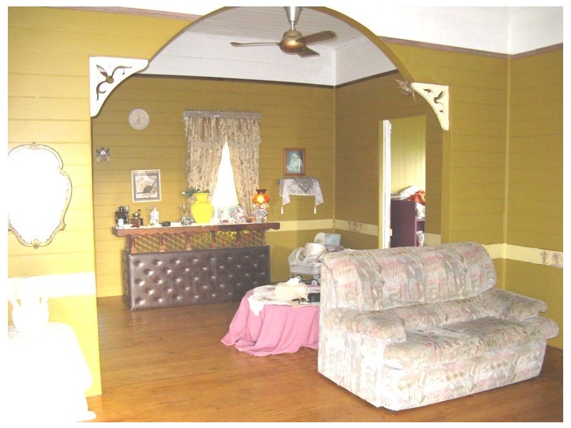 29 Coates St, Mount Morgan QLD 4714