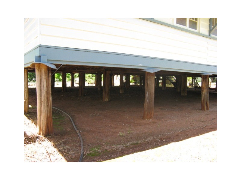 37 Elizabeth Street, Duaringa QLD 4712