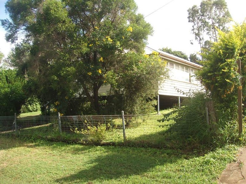 3 Gowdie St, Mount Morgan QLD 4714