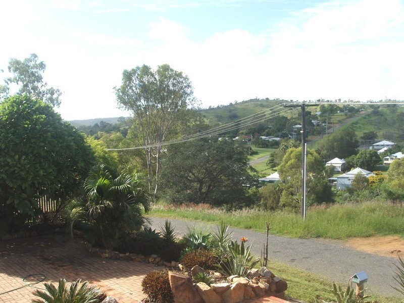 19 Gowdie St, Mount Morgan QLD 4714