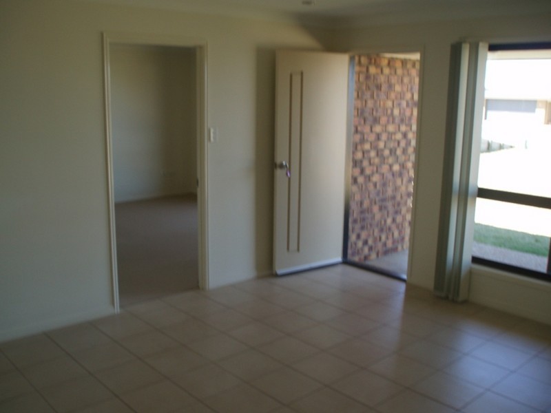 6 Riley Drive, Gracemere QLD 4702