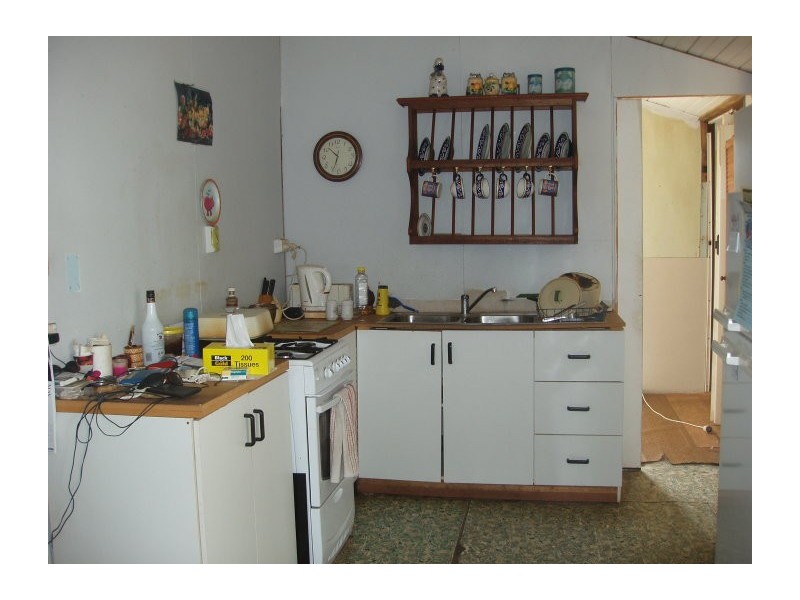 23 West St, Mount Morgan QLD 4714