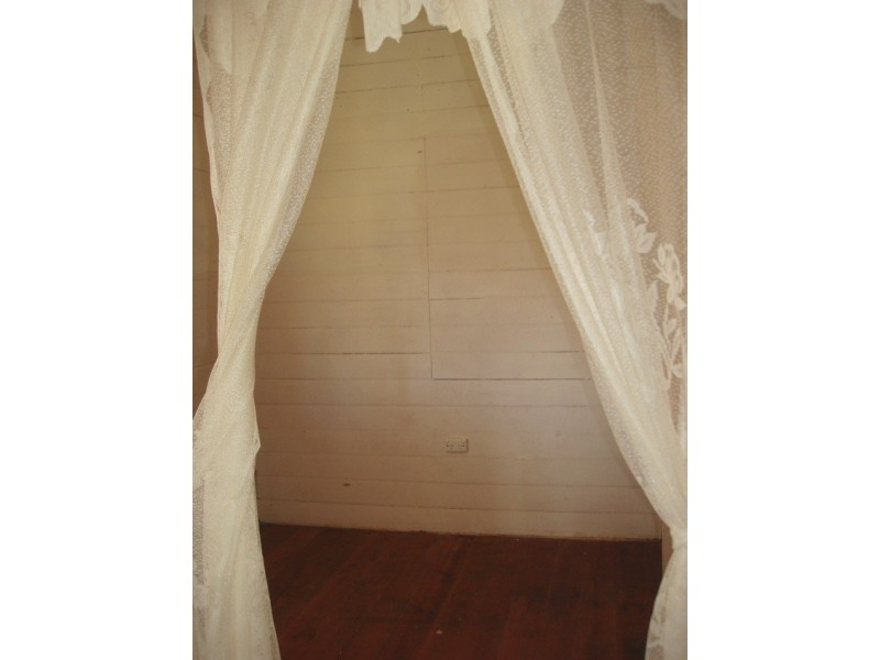 7 Linedale St, Mount Morgan QLD 4714