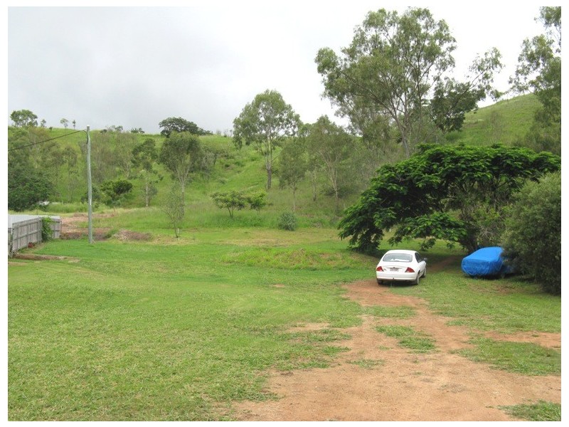 49 Tipperary Rd, Mount Morgan QLD 4714