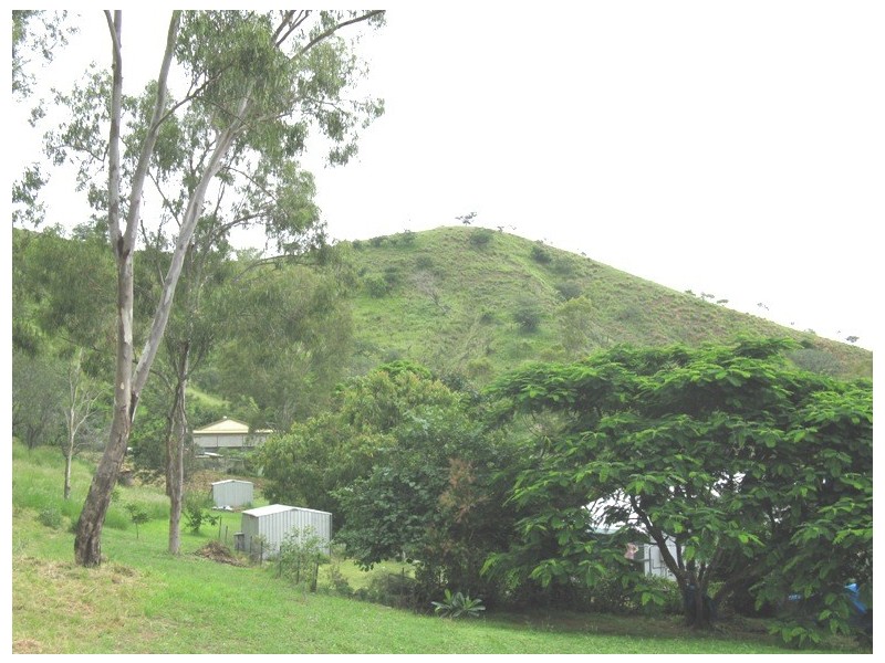 49 Tipperary Rd, Mount Morgan QLD 4714