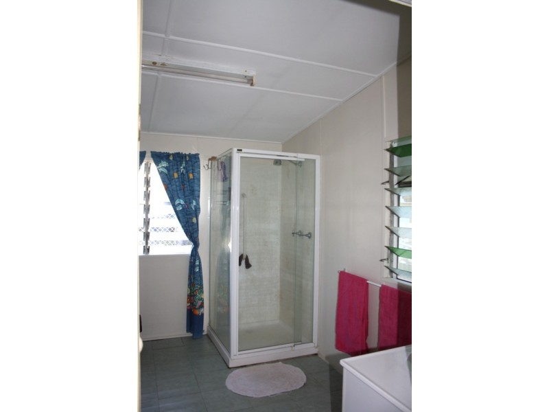 11 Davis St, Mount Morgan QLD 4714