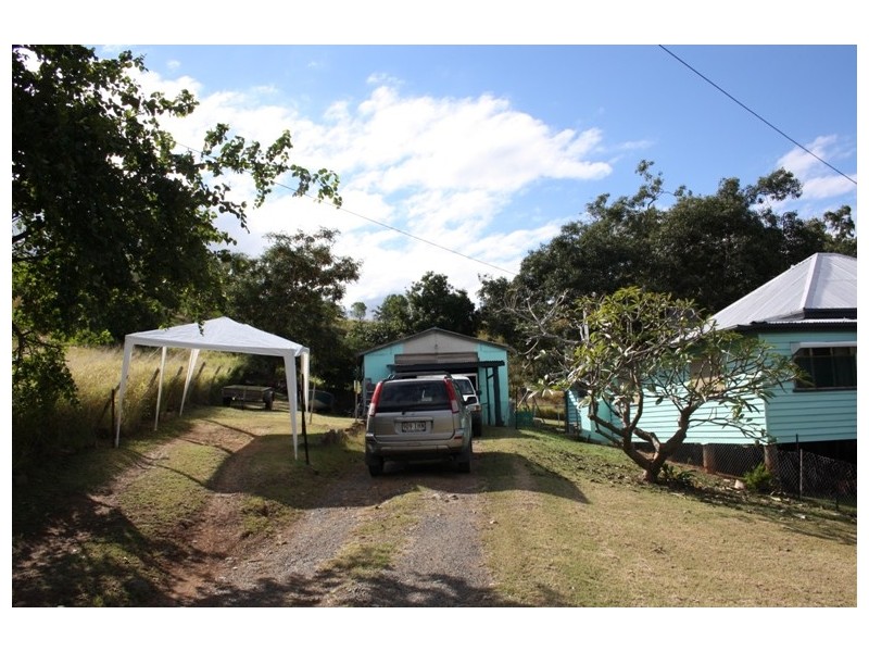 11 Davis St, Mount Morgan QLD 4714